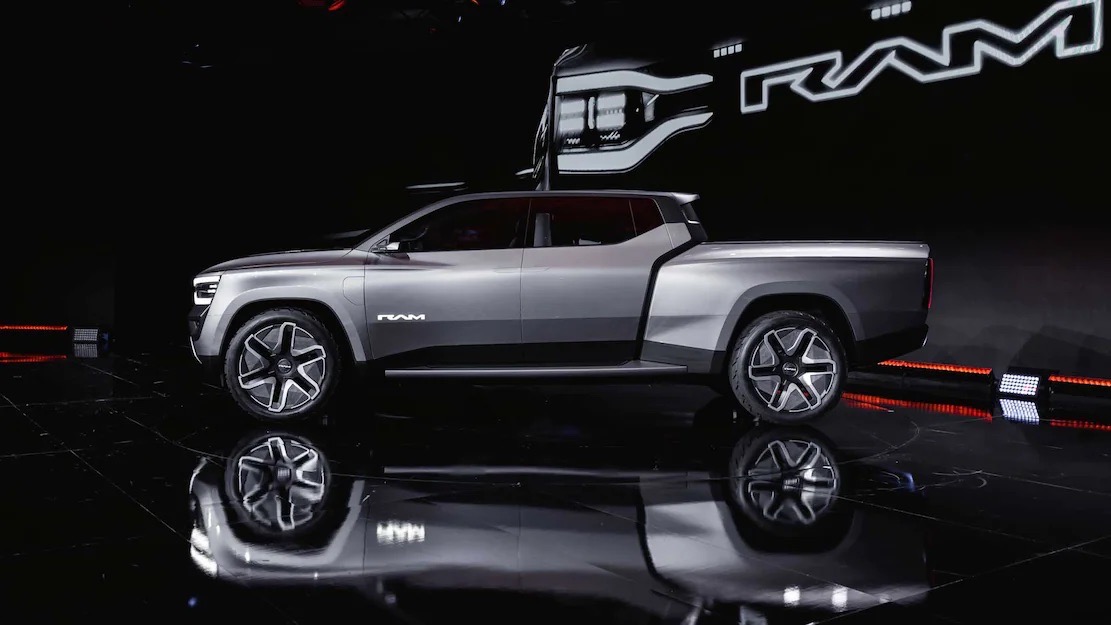 Ram-1500-Revolution-EV-pickup-truck-concept-reveal-50 Large.jpeg