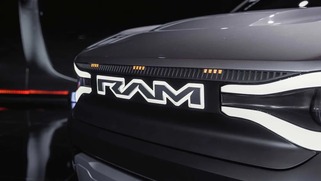 Ram-1500-Revolution-EV-pickup-truck-concept-reveal-52 Large.jpeg